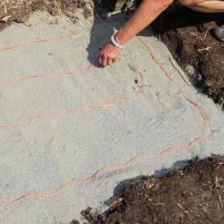 Jump Start Electric Heating Cable - 48 Ft -JulboCorona Trees Store cold frames.still005 1